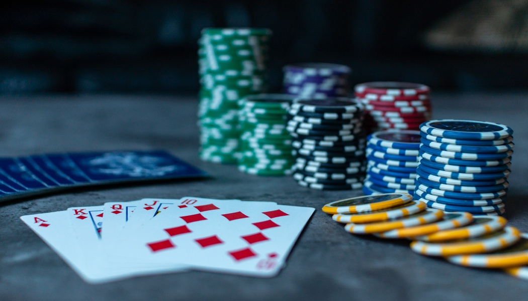 Playing Texas Hold’em Absolutely Free– Why Gamblers Should Play To Come To Be Professionals in Texas Hold’em?